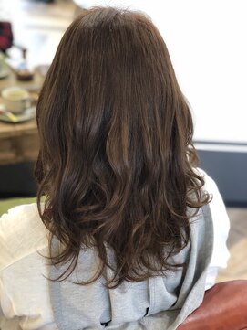 マコフ(MacoF) ツヤ感☆くすみ系カラー