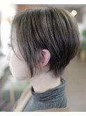 大人小顔ショートスタイル