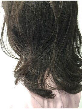 モンド(monde) 決まりすぎないラフなウェーブ♪20代30代40代50代