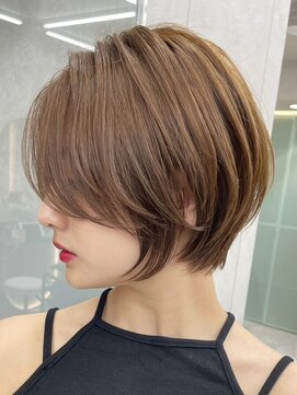 ロンドブルーム 天神大名店(Lond Bloom) 大人ショートボブショートカットココアアッシュくびれミディ