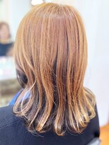 アークスヘアー&nbsp;20代30代40代大人インナーカラーヘルシースタイル立体感ベージュ