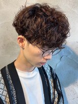 ニアウ 伊勢崎連取店(Niau)&nbsp;波巻きスパイラルパーマツイストスパイラルパーマシャドウパーマ