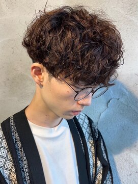 ニアウ 伊勢崎連取店(Niau) 波巻きスパイラルパーマツイストスパイラルパーマシャドウパーマ