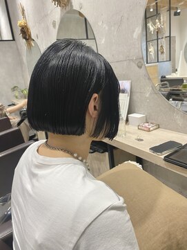 トマト(TOMTO) 【RYOHEI】切りっぱなしボブ_黒髪ボブ_オルチャンボブ