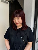 テテ ニコ(tete nico)&nbsp;【大前晴奈】レイヤーカット×ブリーチなしのルビーカラー