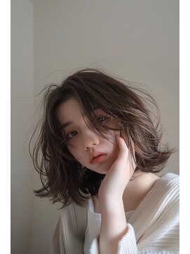 ルル(Lulu) グレージュウェーブヘア