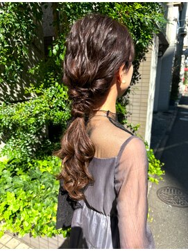 ヘアーワークス アンビエント(Hair works Ambient) ヘアセット#ローポニー【Ayaka】