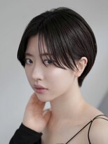 表参道くびれショート白髪ぼかし切りっぱなしボブレイヤーカット