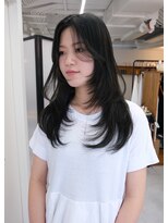 シキ サカイテン(SHIKI)&nbsp;暗髪でも、美髪×レイヤーで垢抜け♪