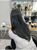 黒髪ロングレイヤー
