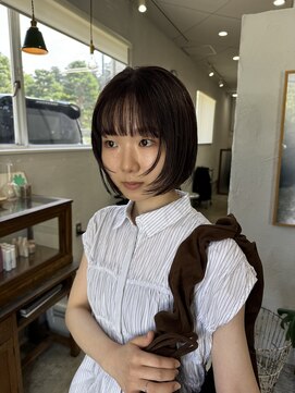 ヘアー バトン(hair vaton) オリーブグレージュ　レイヤーボブ