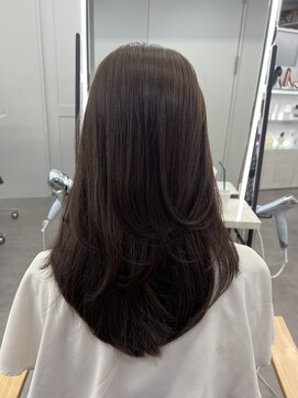 プラチナ(PLATINA) ハイレイヤーレイヤーカットブリーチ無しカラー顔周り韓国