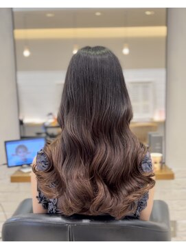 アピッシュ アオヤマ(apish AOYAMA) 韓国風パーマ