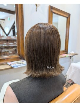 エンネ ユー(enne you..) 透明感ベージュのぱつっとBOB