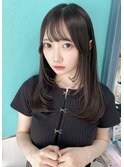 ミディアムレイヤー おくれ毛 ダークアッシュ ぱっつん前髪