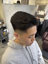 グルーマーズトウキョウ(GROOMER/S TOKYO)&nbsp;神保町無造作パーマブルーブラック韓国マッシュサイドパート