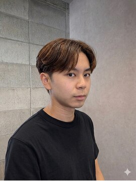 ワンワンオー バーバーショップ コンチネンタル(@110 BARBER SHOP continental) センターパート