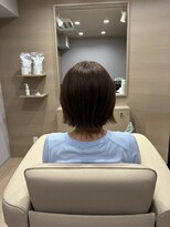 ランプ 泉中央(Lamp)&nbsp;透明感たっぷり艶ベージュ