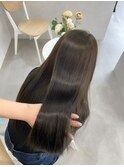 オリーブブラウン韓国レイヤーカット顔まわり小顔カット髪質改善