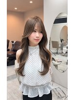 オルメ(olume)&nbsp;レイヤーカット　オリーブベージュ