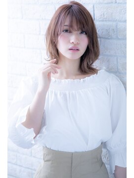 ヘアーアートシフォン 川口東口店(hair art chiffon) ３Dカラー＆ジグザグバングのノットヘアでモードなミニマムボブ