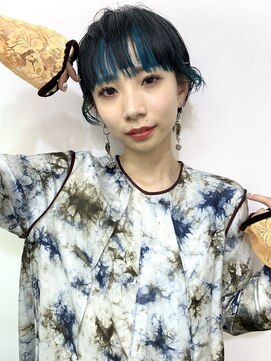 ラパンセヴェール(LA PENSEE VERT) 【LA PENSEE】コントラストカラーのマニッシュショート