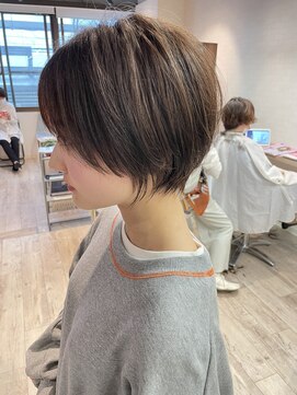 コワファーストナガサキシャンプーボーイ(COIFF1RST NAGASAKI SHAMPOO BOY) 大人ショートボブ×ナチュラルボブ×ミニボブ  20代30代40代