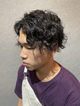 レアロイヤルバーバー(Le' A ROYAL BARBER) 【メンズ/ツーブロック/マッシュ/スパイラルパーマ/黒髪】