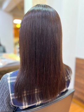 アークスヘアー 髪質改善ラベンダーベージュ艶感ストレート透明感