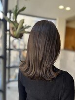 ニーイチイチ(211)&nbsp;暗めカラー/切りっぱなしボブ/似合わせカット/ココアベージュ