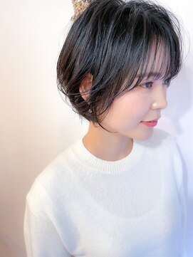 ジオ(gio) 丸みボブショート