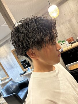 レオン(LEON) ツイスパ ハイライト 波巻き パーマ