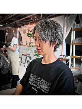 髪屋 紬 メンズ/メンズカット/メッシュ/ツイスト