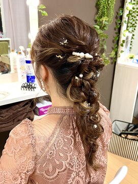 ジェシータ 品川駅前店(GESHITA) 編みおろしヘア【品川/ヘアセット】