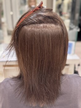 アース 鈴鹿店(HAIR&MAKE EARTH)の写真/白髪をぼかして自然な美髪へ。貴方の魅力を引き出し、自信を取り戻すヘアケア。