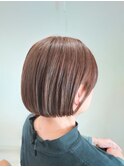 ショートボブ