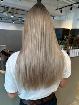 メリー オオサカ(Merly Osaka) white ash beige