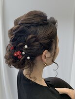 アヴソリューク(Absoluk)&nbsp;編み込みアレンジ