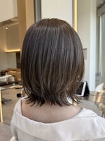 ソワネ 表参道(soigne)&nbsp;表参道酸性ストレートパーマ艶髪ミディアムレイヤーベージュ40代