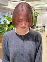 オーシャン(Ocean)&nbsp;ブリーチ ダブルカラー ショートボブ ミルクティーベージュ 艶髪