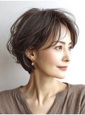 大人ショートレイヤー白髪ぼかし脱白髪染め40代50代60代原宿
