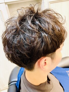 ミリオンバックス 上野(Million Bucks) 韓国マッシュ/ダークアッシュ/ニュアンスパーマ/スペインカール