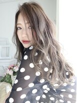 ヴォアソルヂェガーデン(Voasorte GARDEN)&nbsp;VoasorteGARDEN 【ゆるウェーブのグレージュロング】