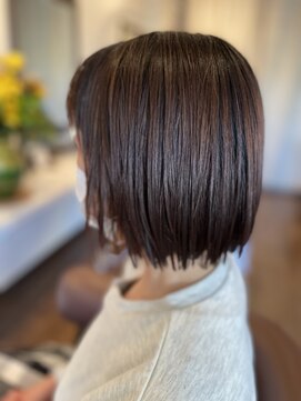 カミッシュ(Kamish) 大人カワイイうるつやショート