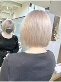 春夏☆ハイトーンショートボブ×ミルクティーブロンド　ミニボブ
