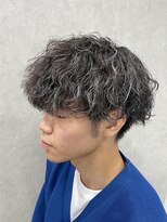 ジェイド(Jade)&nbsp;波巻きパーマツイストスパイラルホワイトハイライトメッシュ