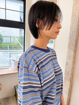 ニコリ(nicoli) 【nicoli】ぱっつん前髪ショートボブ/出口