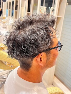 ビス ヘア アンド ビューティー 西新井店(Vis Hair＆Beauty) 20代30代メンズツイストパーマ束感トラッドオシャレ感ショート