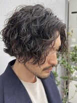 エリマ  茅ヶ崎(elima)&nbsp;センターパートツイストスパイラルパーマツイストパーマメンズ