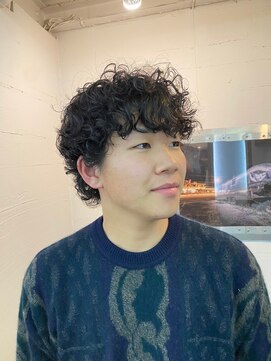 ビーバイエイトジェンツ(Bee by EIGHT GENTS) ダークアッシュアッシュブラックカルマパーマベリーショート